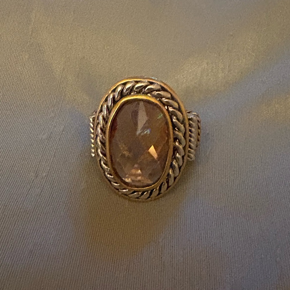 Elegant Gold and Pink Gemstone Ring